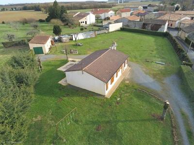 Maison de village - 89 m² - 4 pièces