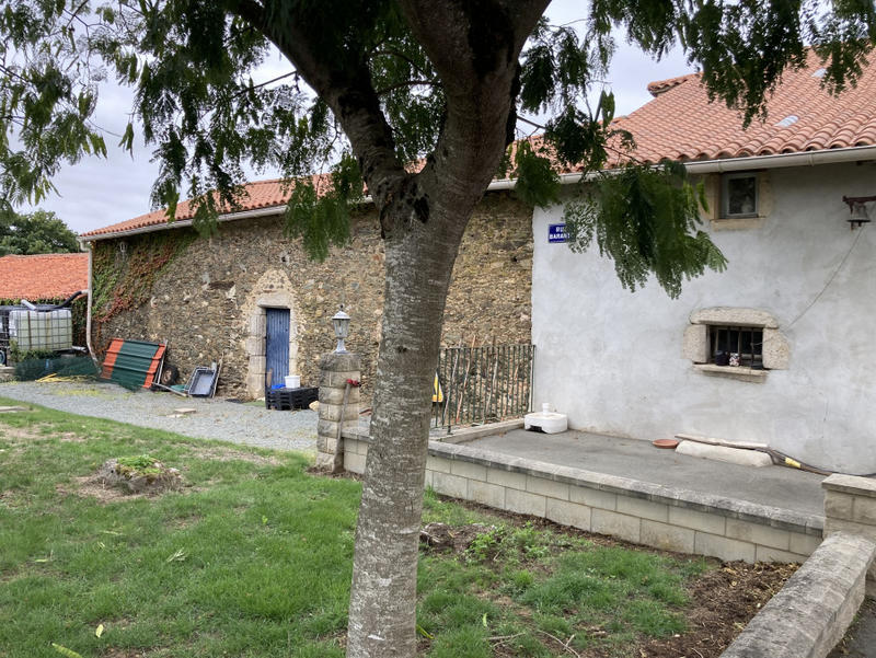 Maison - 180 m² - 7 pièces