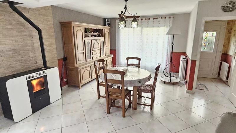Maison - 160 m² - 5 pièces