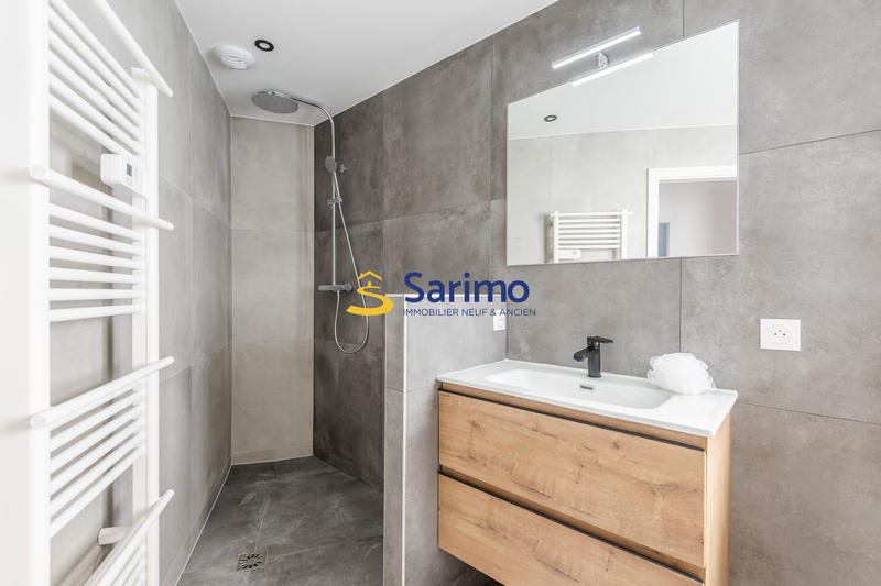 Appartement - 102 m² - 4 pièces