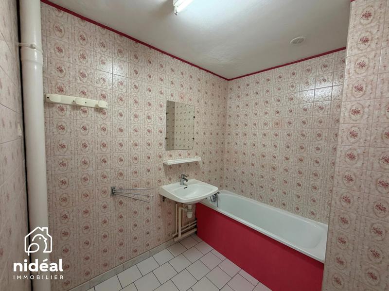 Maison - 89 m² - 5 pièces