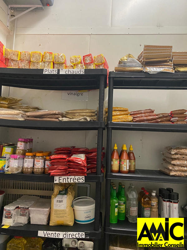 Local d'activités - 158 m²