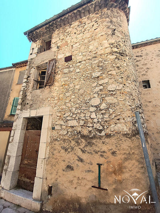 Maison en pierre - 90 m² - 4 pièces