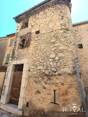 Maison en pierre - 90 m² - 4 pièces