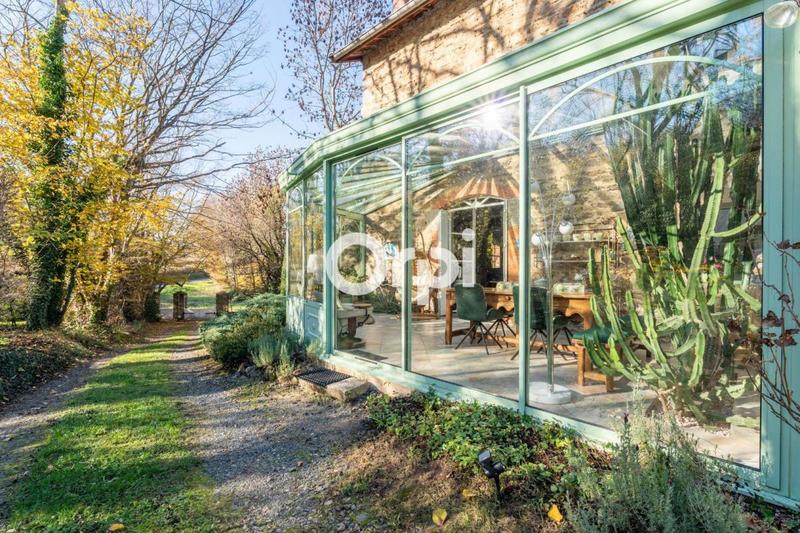 Propriété - 237 m² - 8 pièces