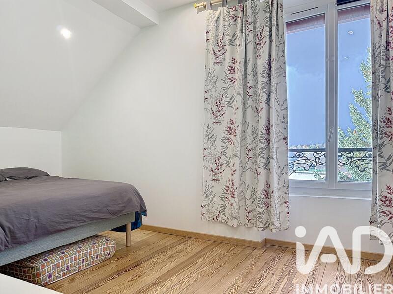 Maison - 172 m² - 8 pièces