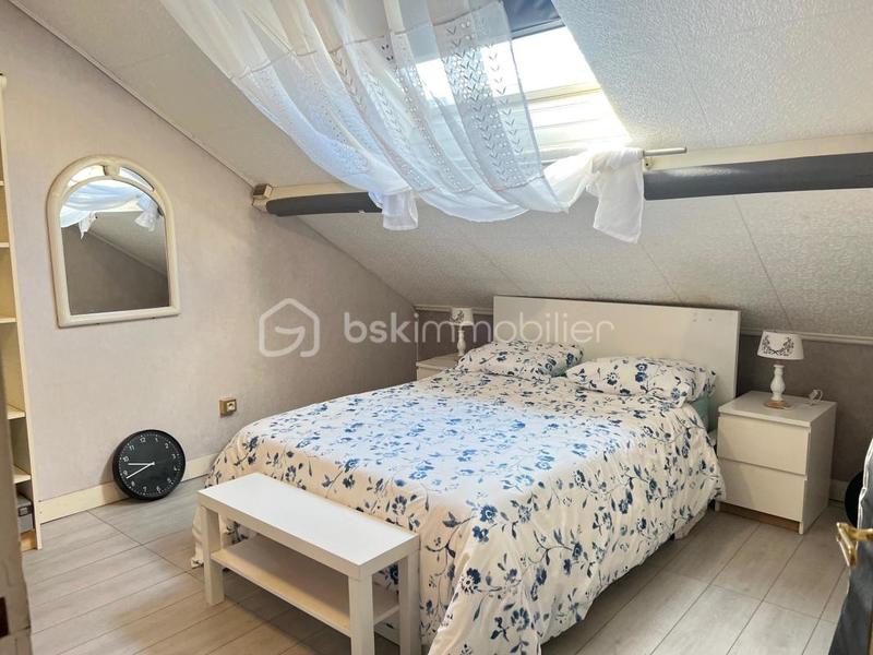 Maison - 131 m² - 7 pièces