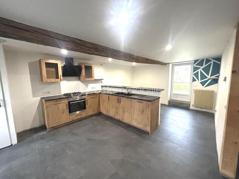 Maison de village - 120 m² - 6 pièces