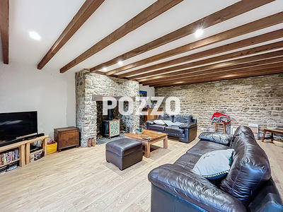 Maison - 223 m² - 6 pièces