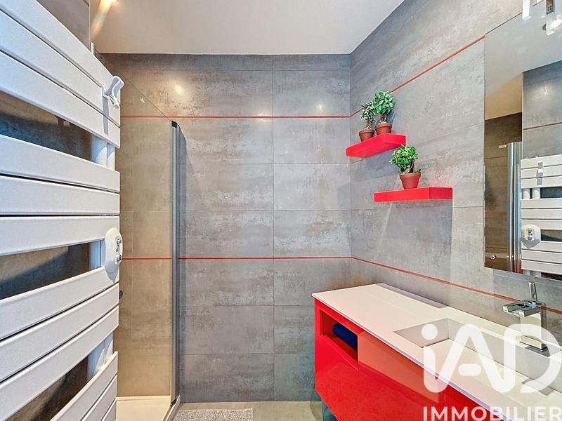 Duplex - 198 m² - 7 pièces