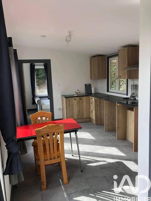 Maison - 380 m² - 8 pièces