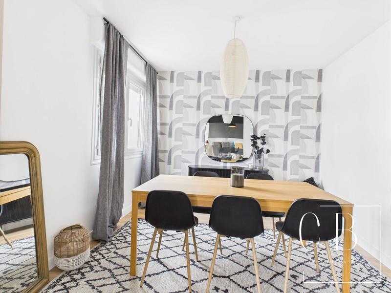 Appartement - 81 m² - 4 pièces