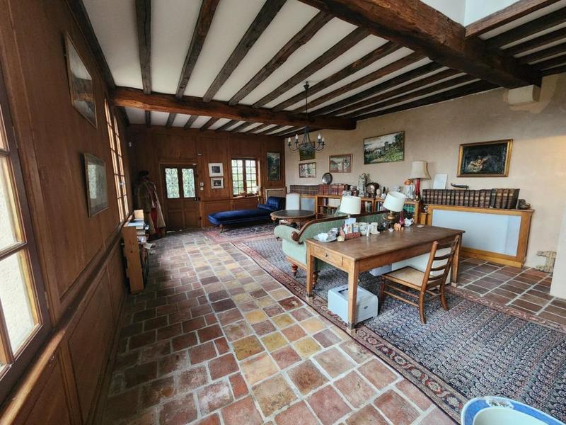 Maison - 200 m² - 12 pièces