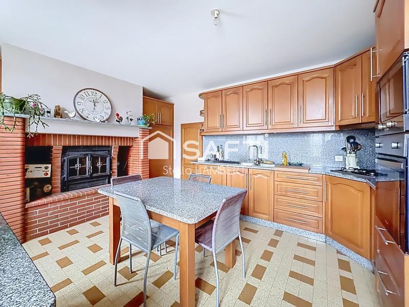 Maison de maîtres - 332 m² - 8 pièces