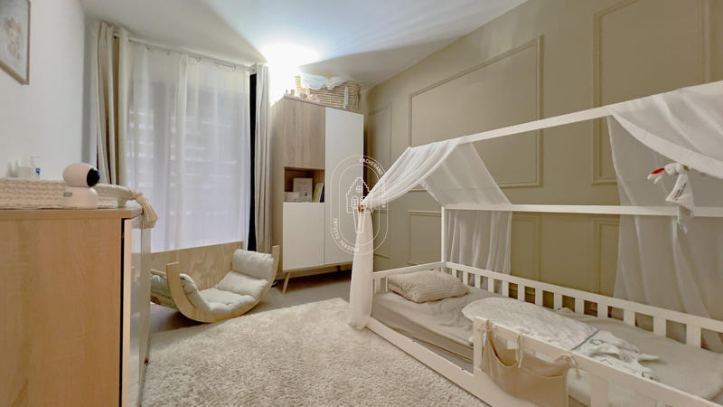 Appartement - 90 m² - 3 pièces