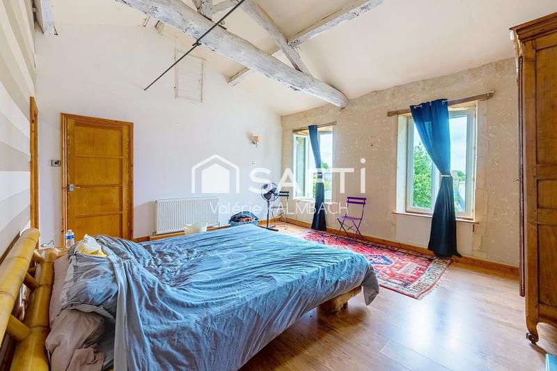 Maison - 250 m² - 9 pièces