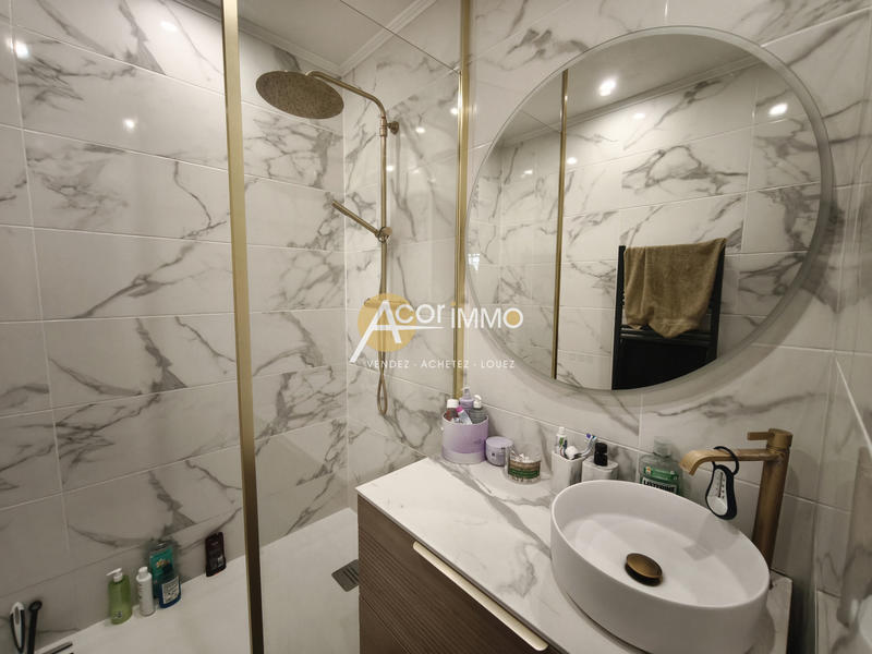 Appartement - 48 m² - 3 pièces