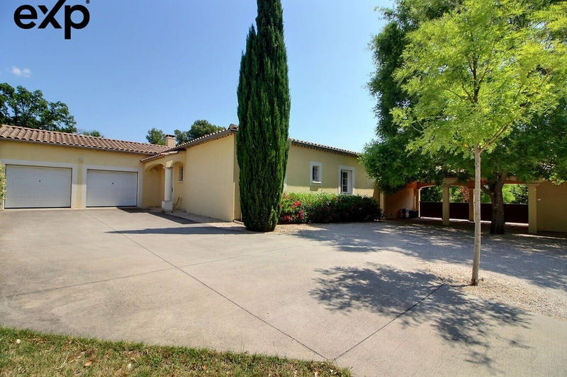 Villa - 198 m² - 7 pièces