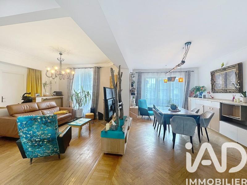 Maison - 180 m² - 7 pièces