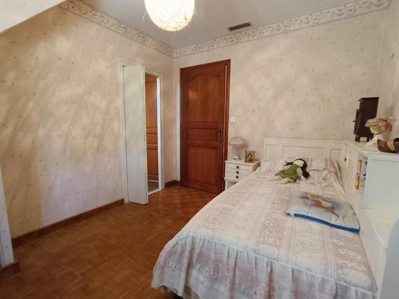 Maison - 265 m² - 8 pièces