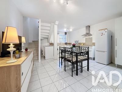 Maison - 80 m² - 4 pièces