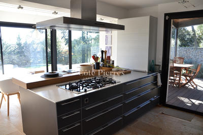 Villa - 250 m² - 5 pièces