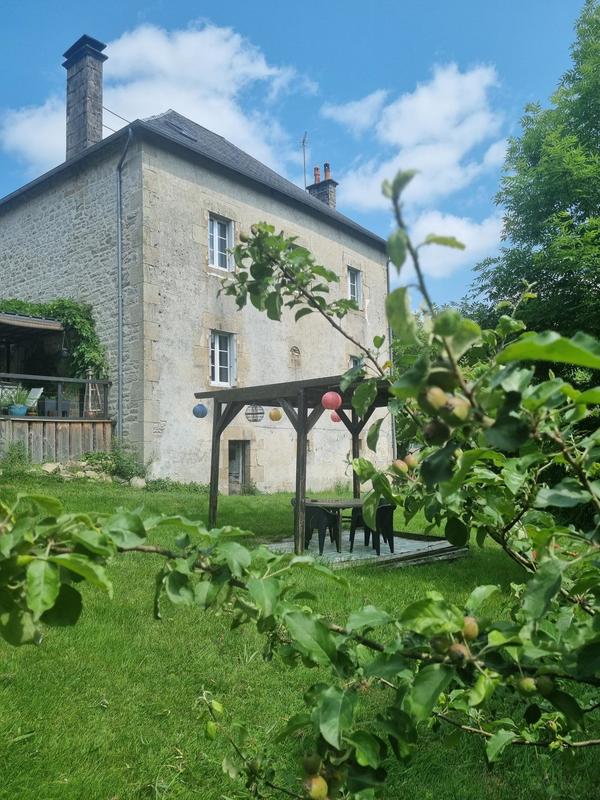 Maison - 220 m² - 7 pièces