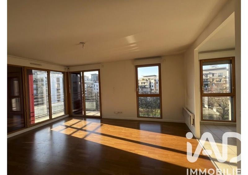Appartement - 81 m² - 4 pièces