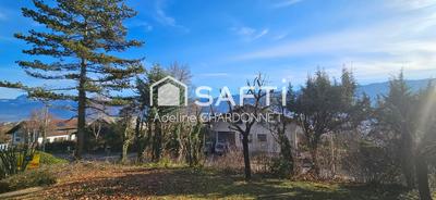 Maison - 93 m² - 4 pièces