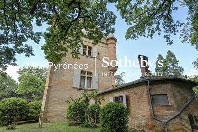 Château - 302 m² - 8 pièces