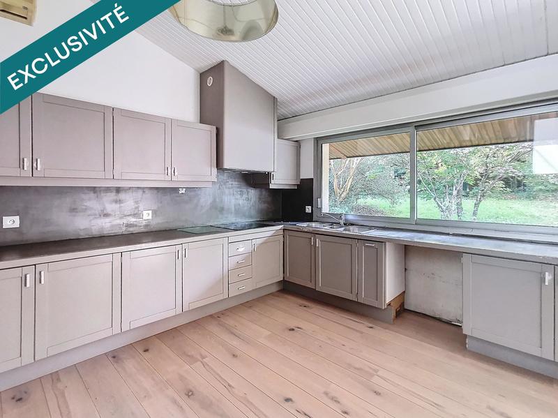 Maison - 192 m² - 7 pièces