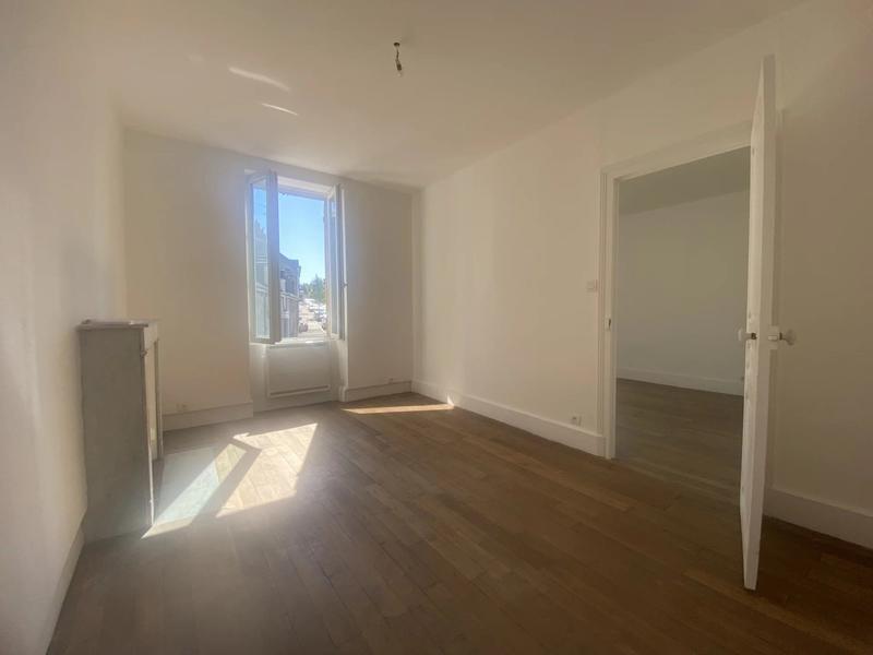 Maison - 93 m² - 6 pièces