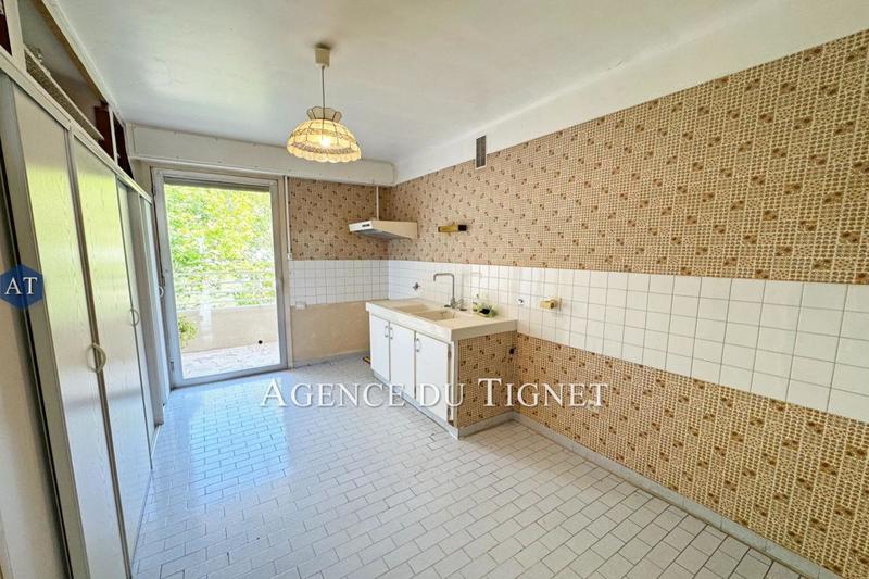 Appartement - 110 m² - 5 pièces