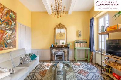 Maison de maîtres - 452 m² - 11 pièces