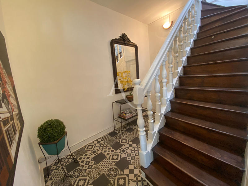 Appartement - 137 m² - 5 pièces