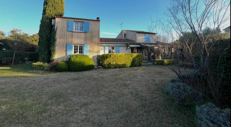 Villa - 192 m² - 7 pièces