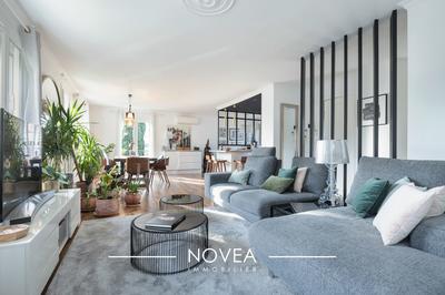 Maison - 185 m² - 5 pièces