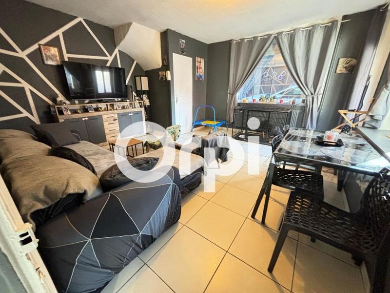 Maison - 90 m² - 3 pièces