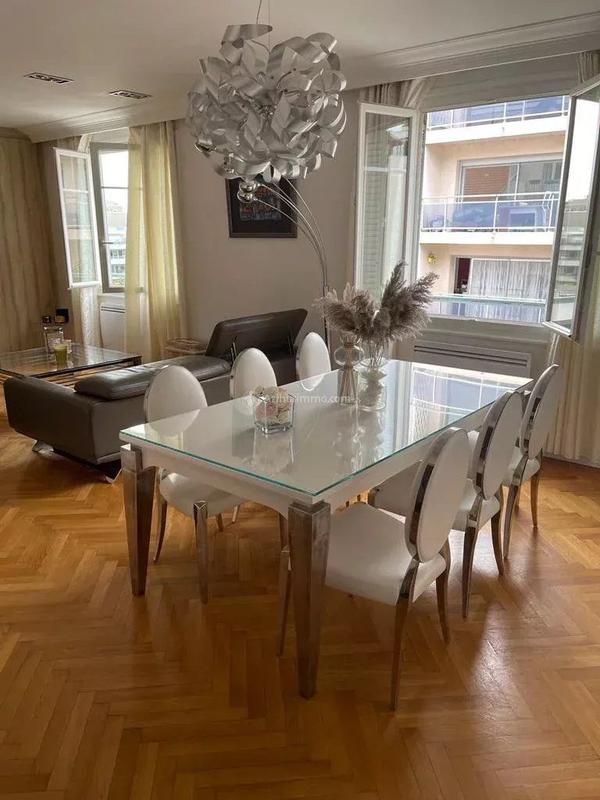 Appartement - 107 m² - 4 pièces