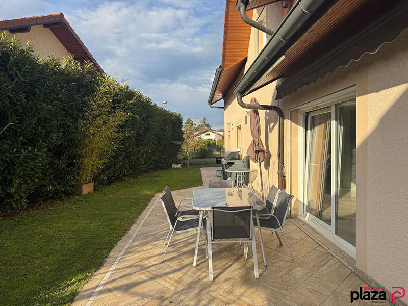 Maison - 226 m² - 7 pièces