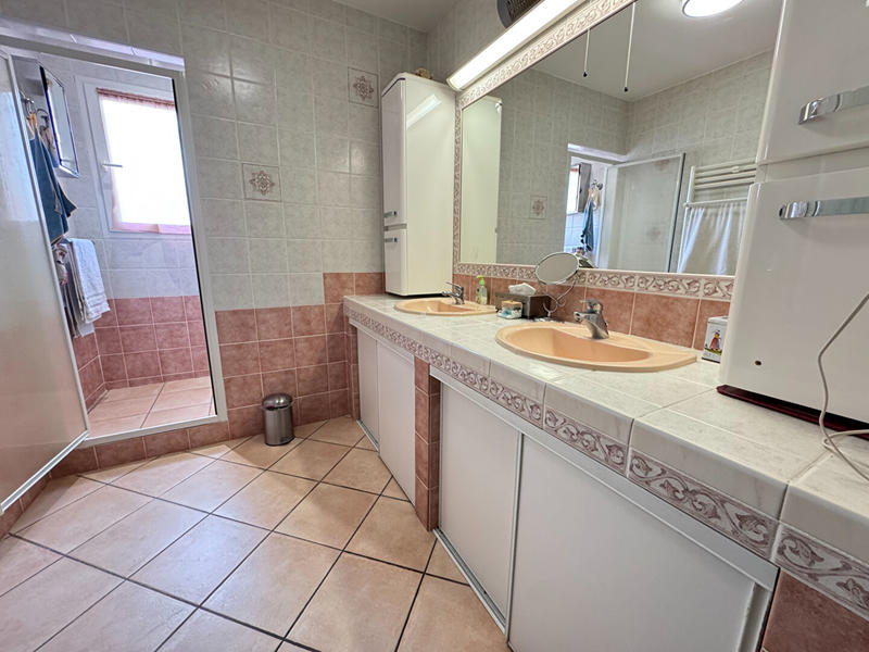 Villa - 163 m² - 6 pièces