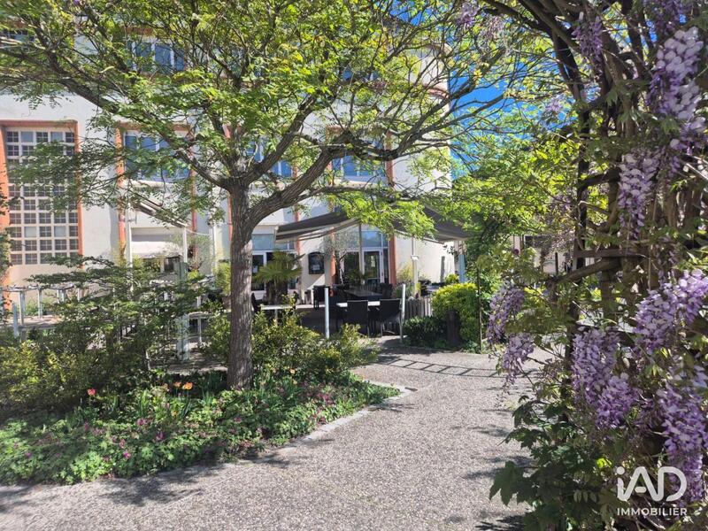 Local commercial - 380 m²