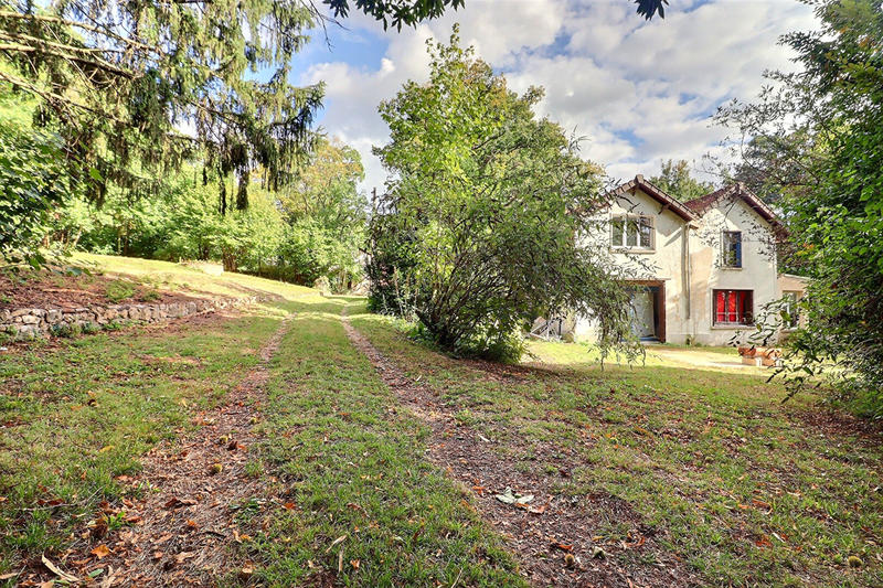 Maison - 191 m² - 6 pièces