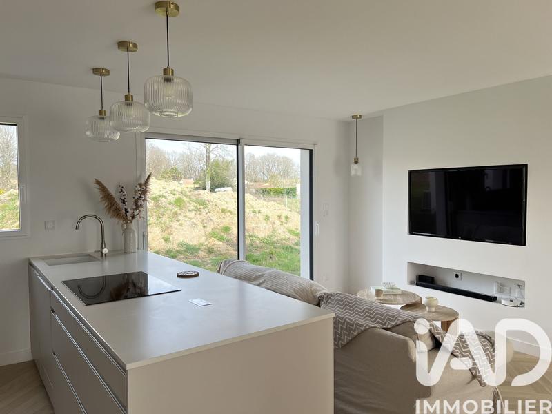 Maison - 83 m² - 4 pièces