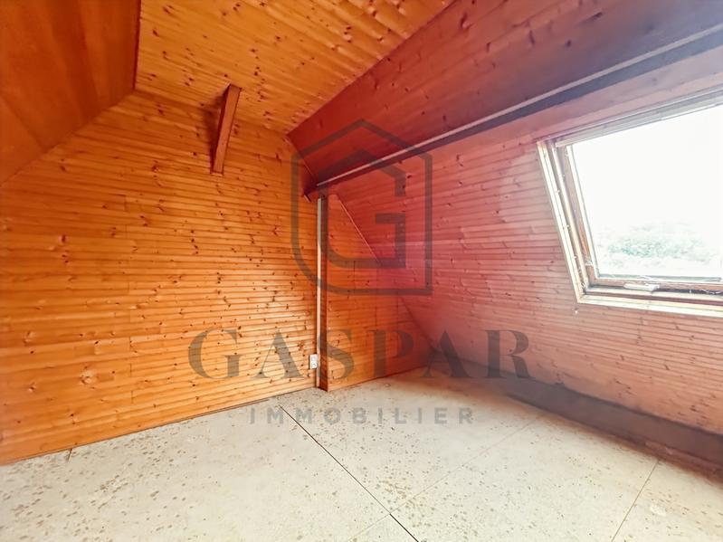 Maison - 99 m² - 5 pièces