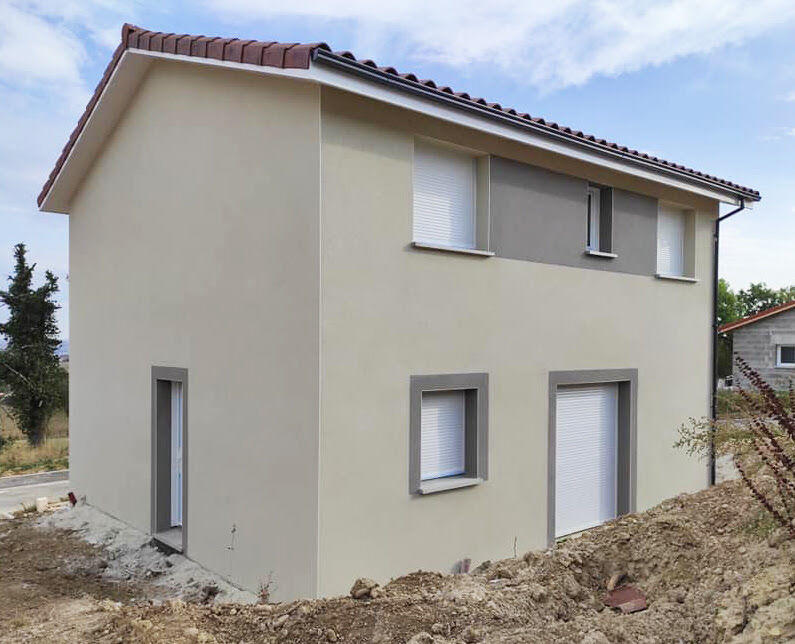 Maison - 87 m² - 4 pièces