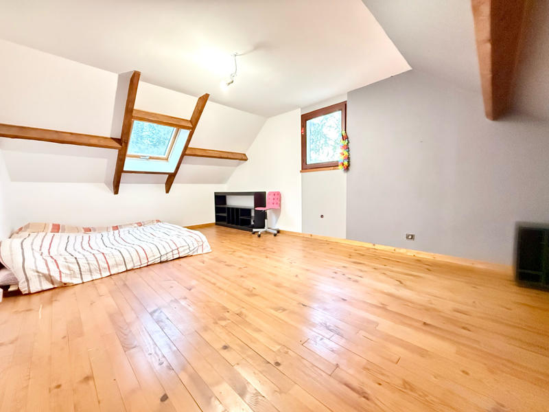 Maison - 165 m² - 5 pièces
