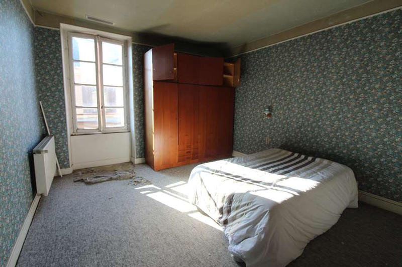 Maison - 176 m² - 8 pièces