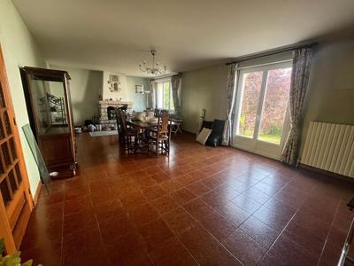 Maison - 133 m² - 6 pièces