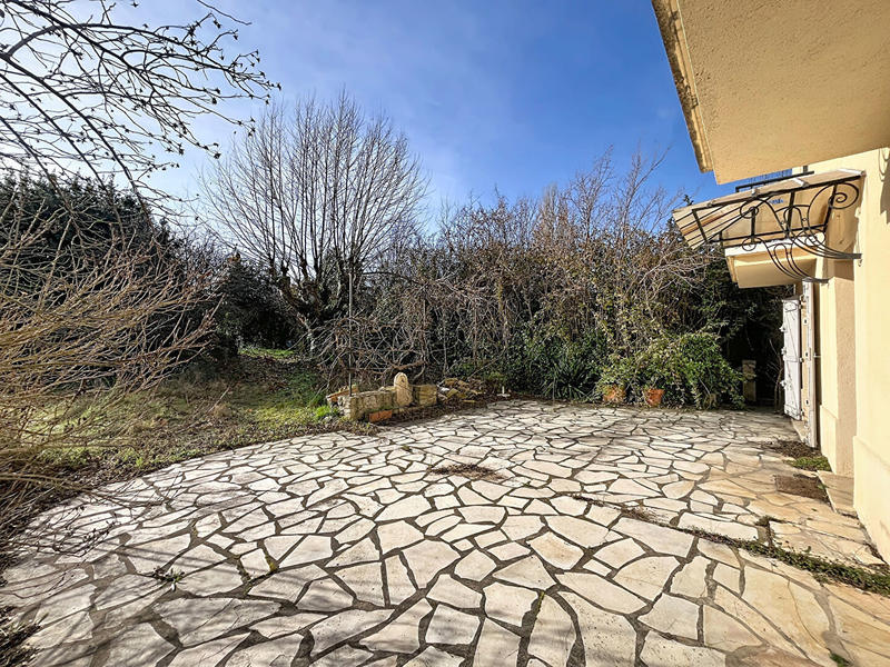 Maison - 174 m² - 9 pièces